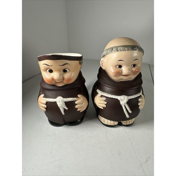 Geobel Friar Tuck Medium Creamer And Sugar Bowl With Lid